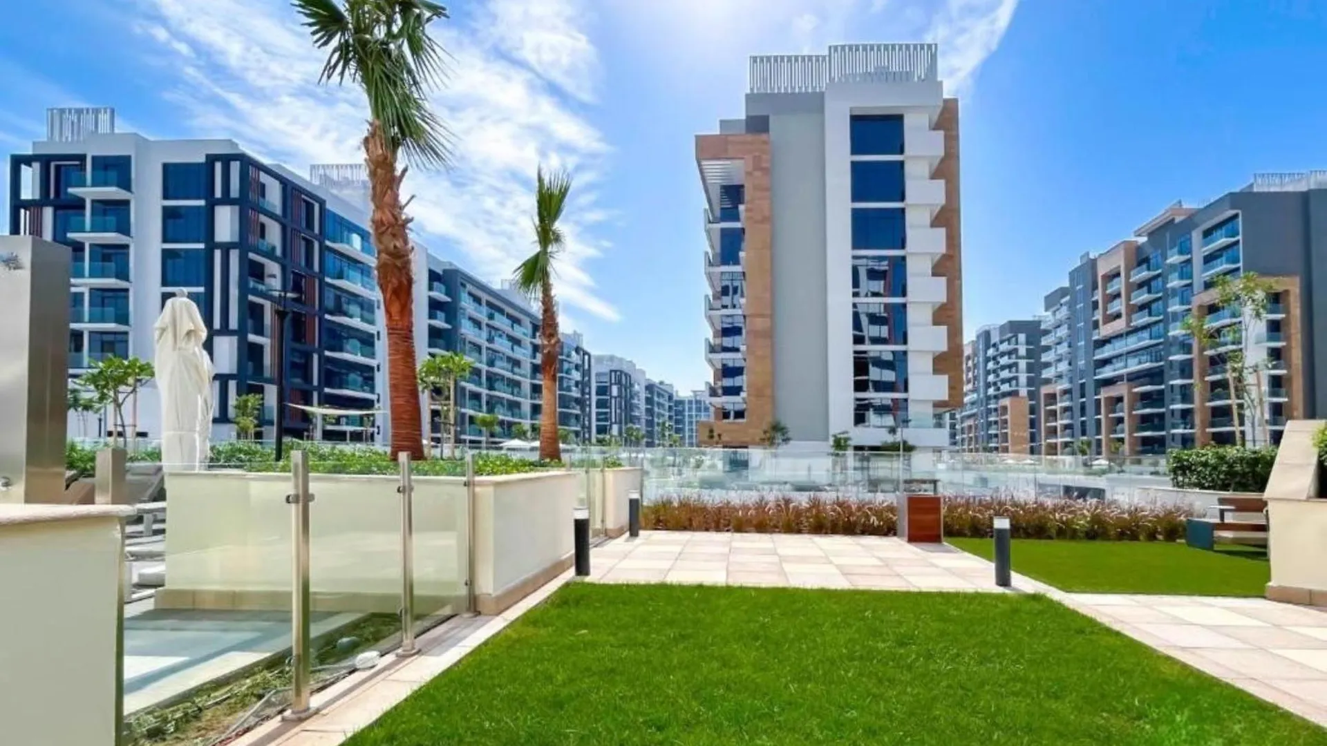 Comfortable Studio In Azizi Riviera 24, Al Merkadh By Deluxe Holiday Homes Dubai