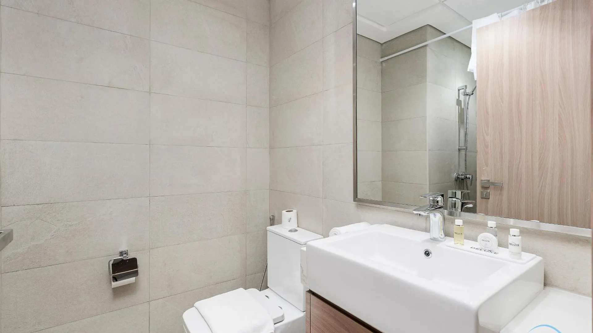 Comfortable Studio In Azizi Riviera 24, Al Merkadh By Deluxe Holiday Homes Dubai United Arab Emirates