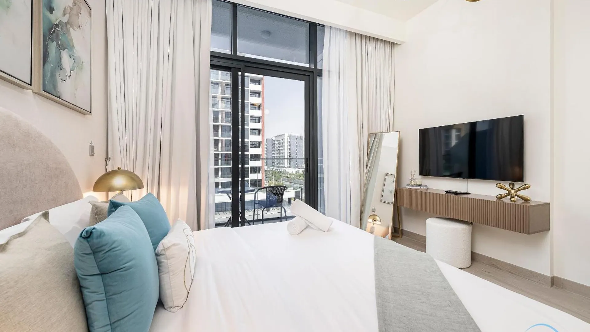 Comfortable Studio In Azizi Riviera 24, Al Merkadh By Deluxe Holiday Homes Dubai